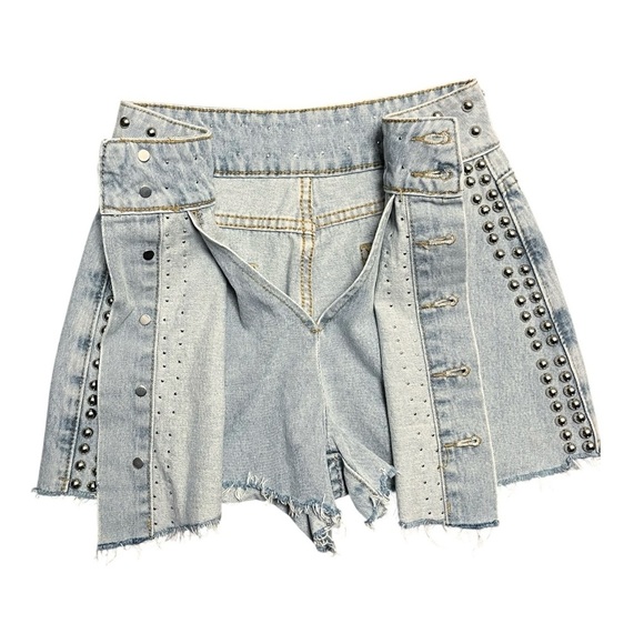 Western Boho Silver Studded Light Blue Distressed Denim Skort Size XS - Picture 4 of 6